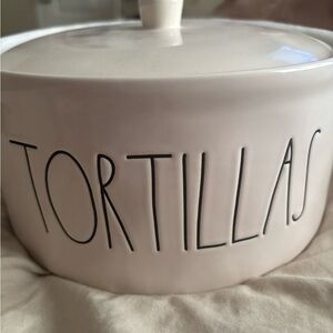 Rae Dunn Cream Ceramic Tortilla Keeper